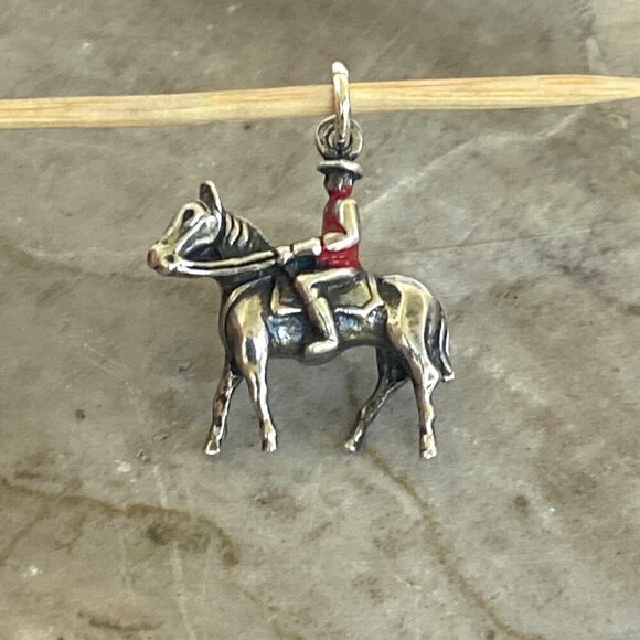 VTG  Sterling Silver 925 3D Red Enamel RCMP Police Riding Horse Charm Pendant - Picture 12 of 16
